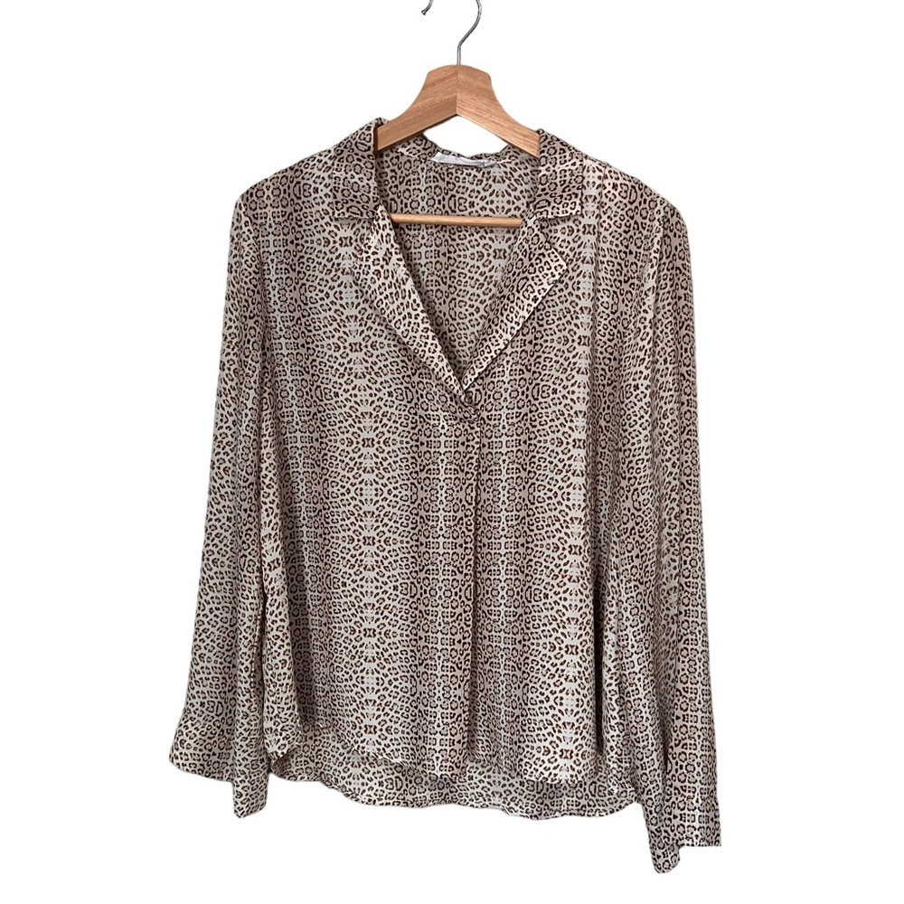 All in Favor Women Leopard Print Oversized Long Sleeve Blouse medium